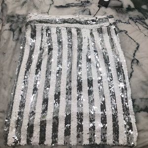 mini skirt